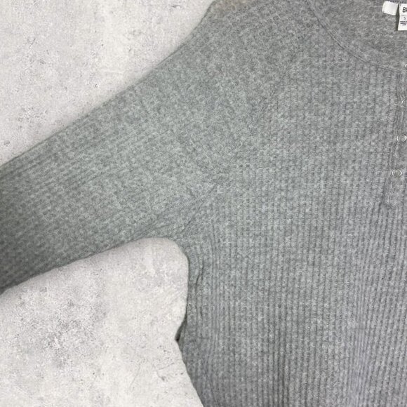 NEW Nordstrom Oversized Waffle Knit Snap Henley Long Sleeve Heather Grey Small S - Picture 4 of 13